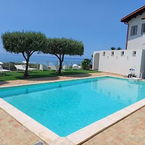 Oasi Del Borgo , Borgo Bonsignore Italia